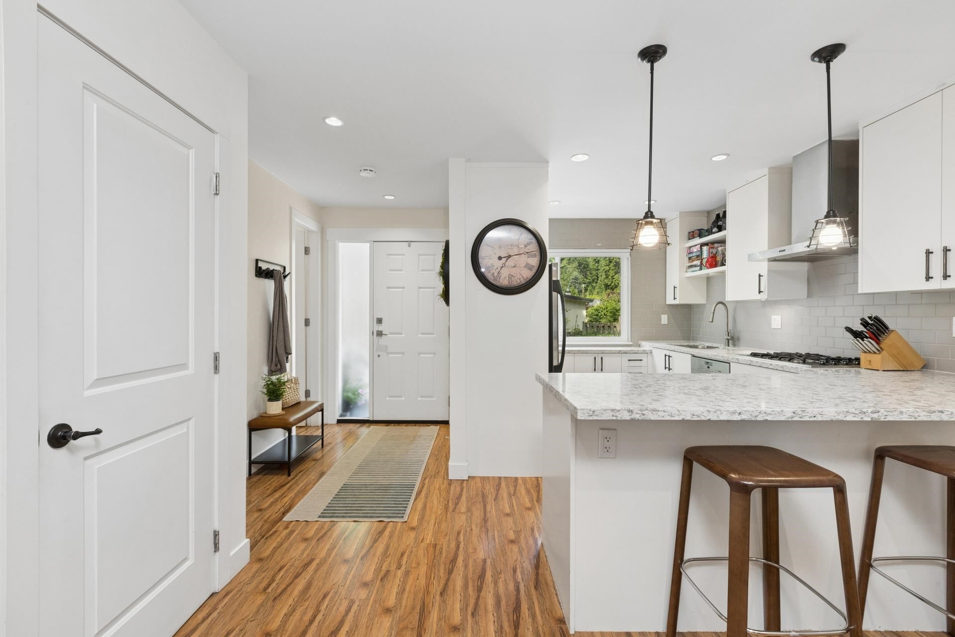 4715 Hoskins Road, North Vancouver, BC