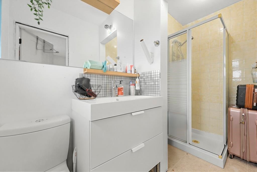 4580 Boundary Road, Burnaby, BC - Indoor Photo Showing Bathroom