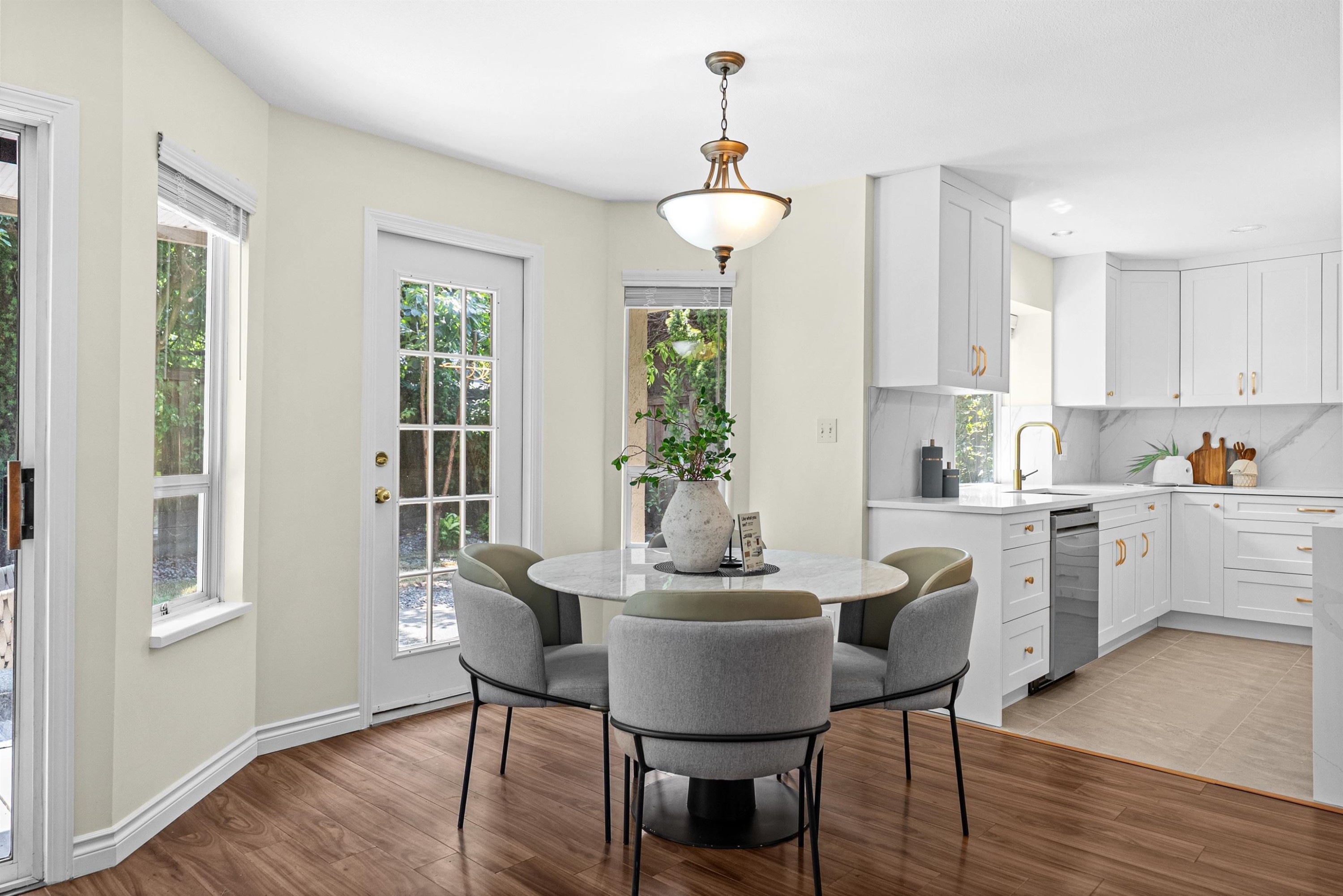 12051 Imperial Drive, Richmond, BC - Indoor Photo Showing Dining Room