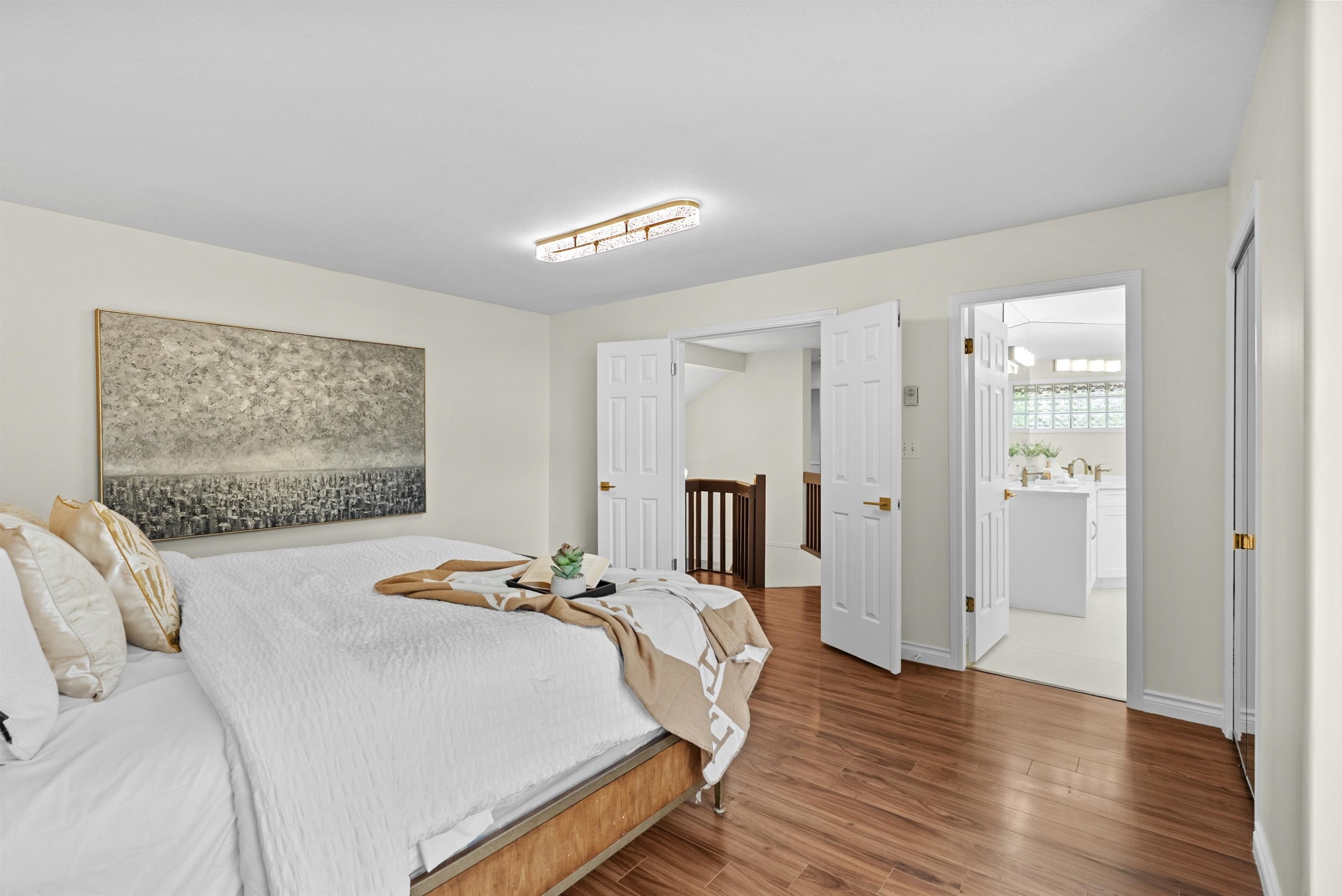 12051 Imperial Drive, Richmond, BC - Indoor Photo Showing Bedroom