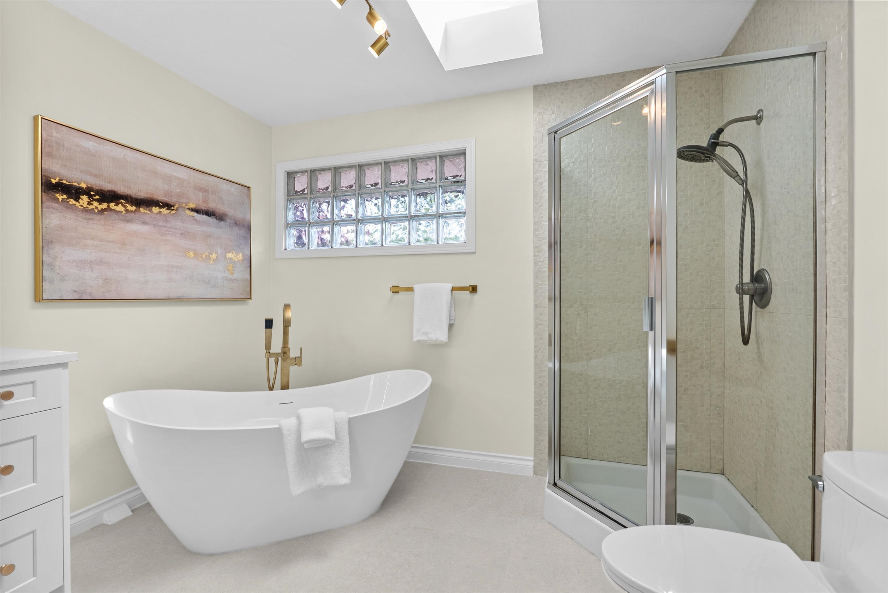 12051 Imperial Drive, Richmond, BC - Indoor Photo Showing Bathroom