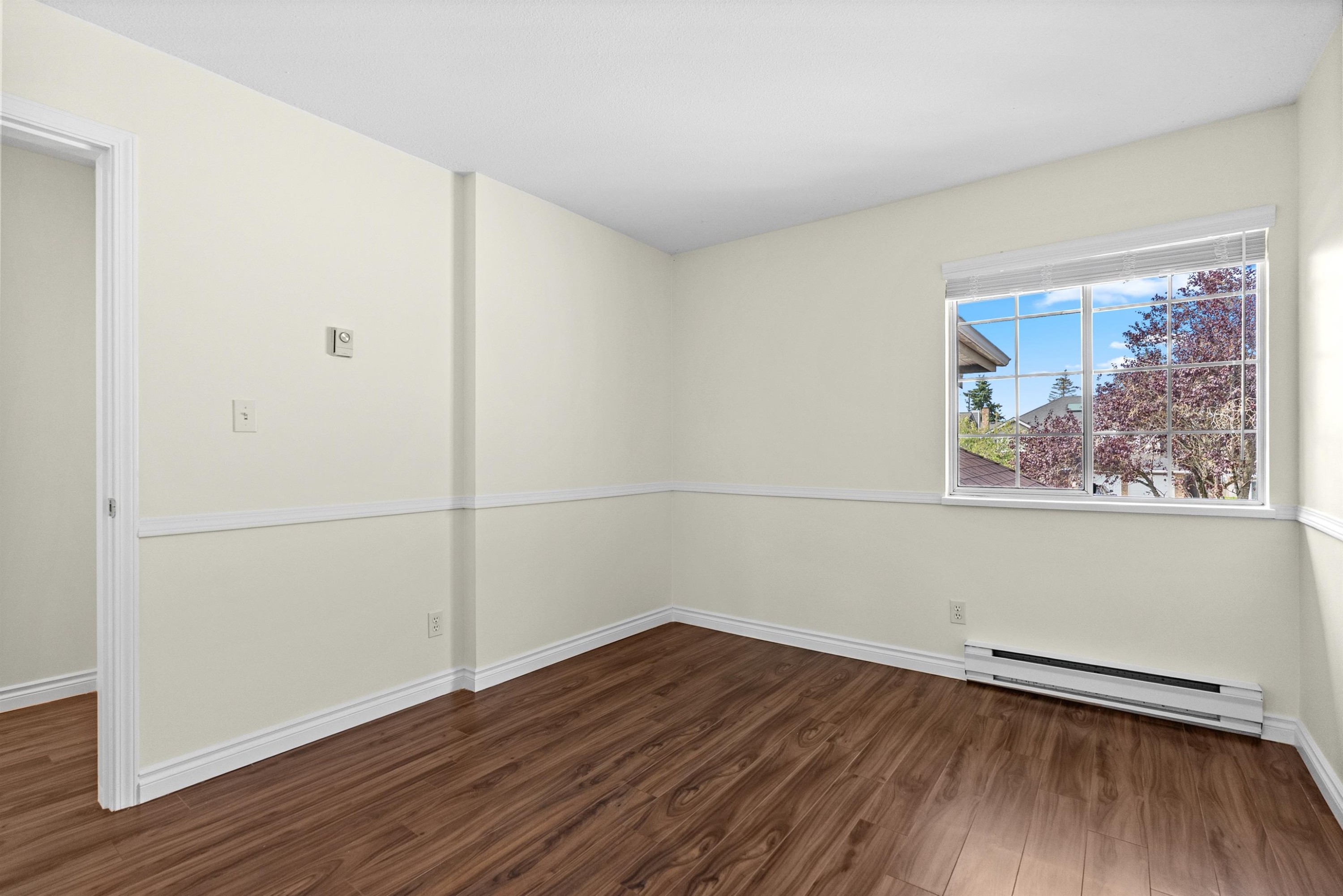 12051 Imperial Drive, Richmond, BC - Indoor Photo Showing Other Room