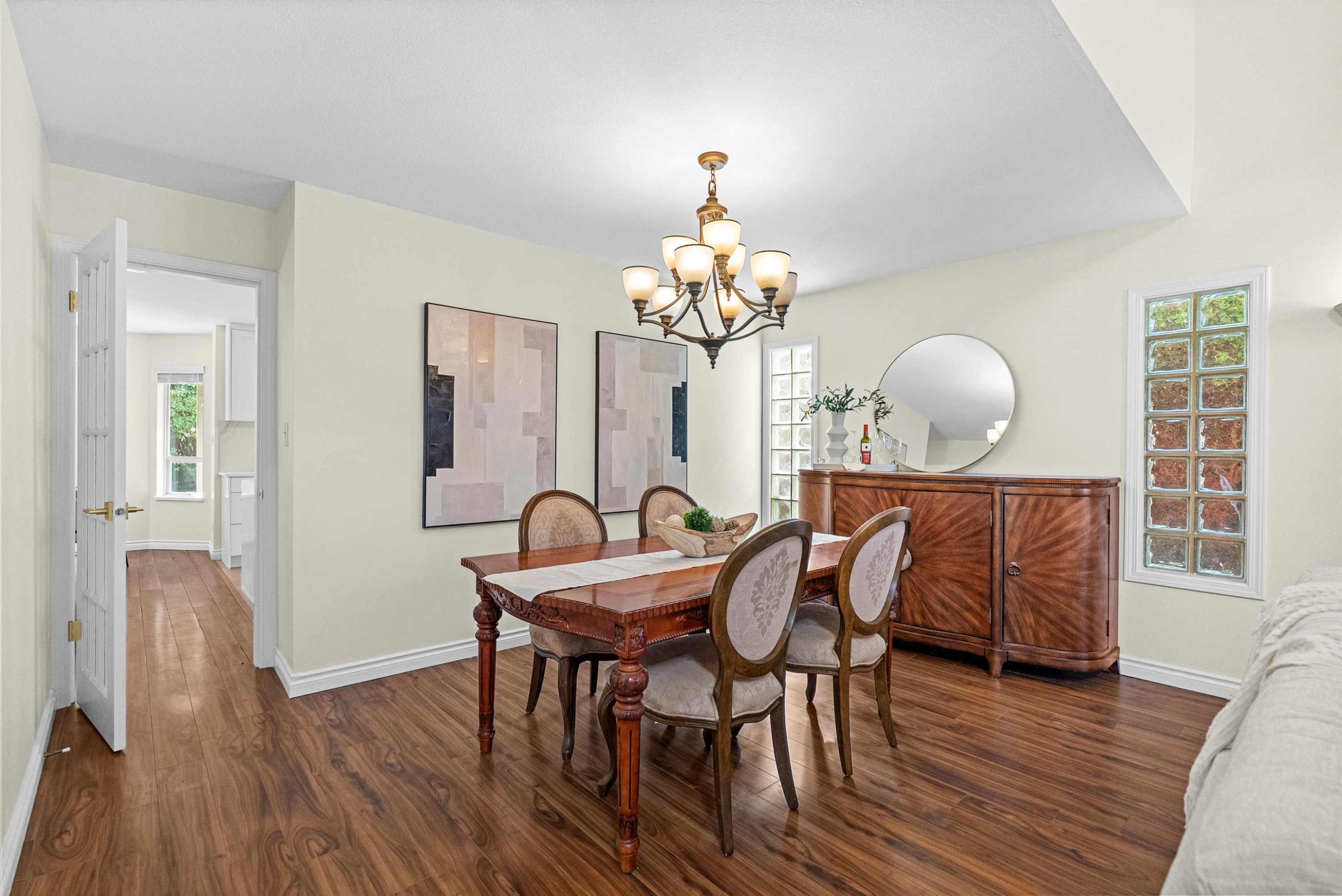 12051 Imperial Drive, Richmond, BC - Indoor Photo Showing Dining Room