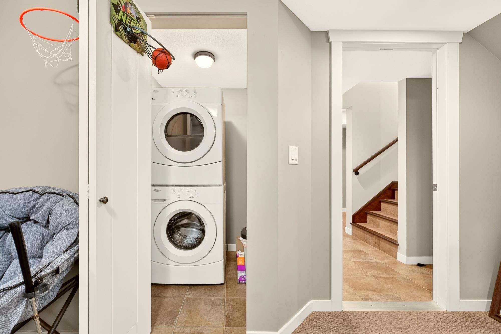 3401 Horizon Drive, Coquitlam, BC - Indoor Photo Showing Laundry Room