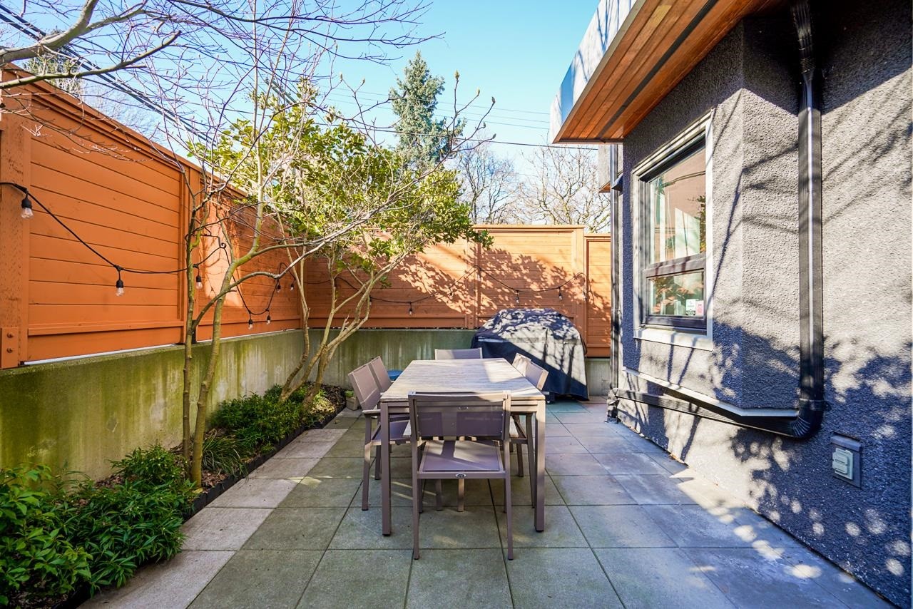 2330 Windsor Street, Vancouver, BC - Outdoor With Deck Patio Veranda