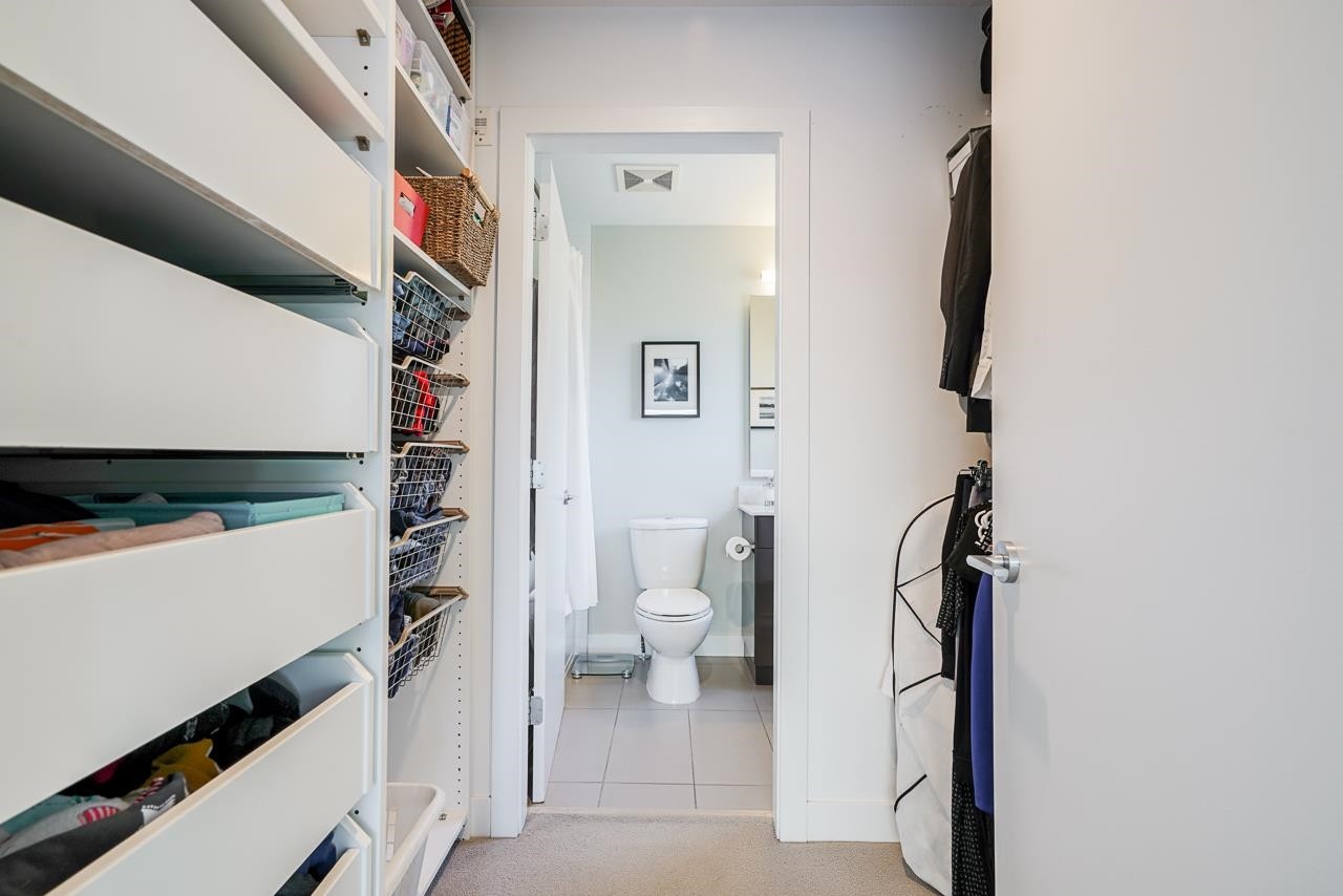 2330 Windsor Street, Vancouver, BC - Indoor