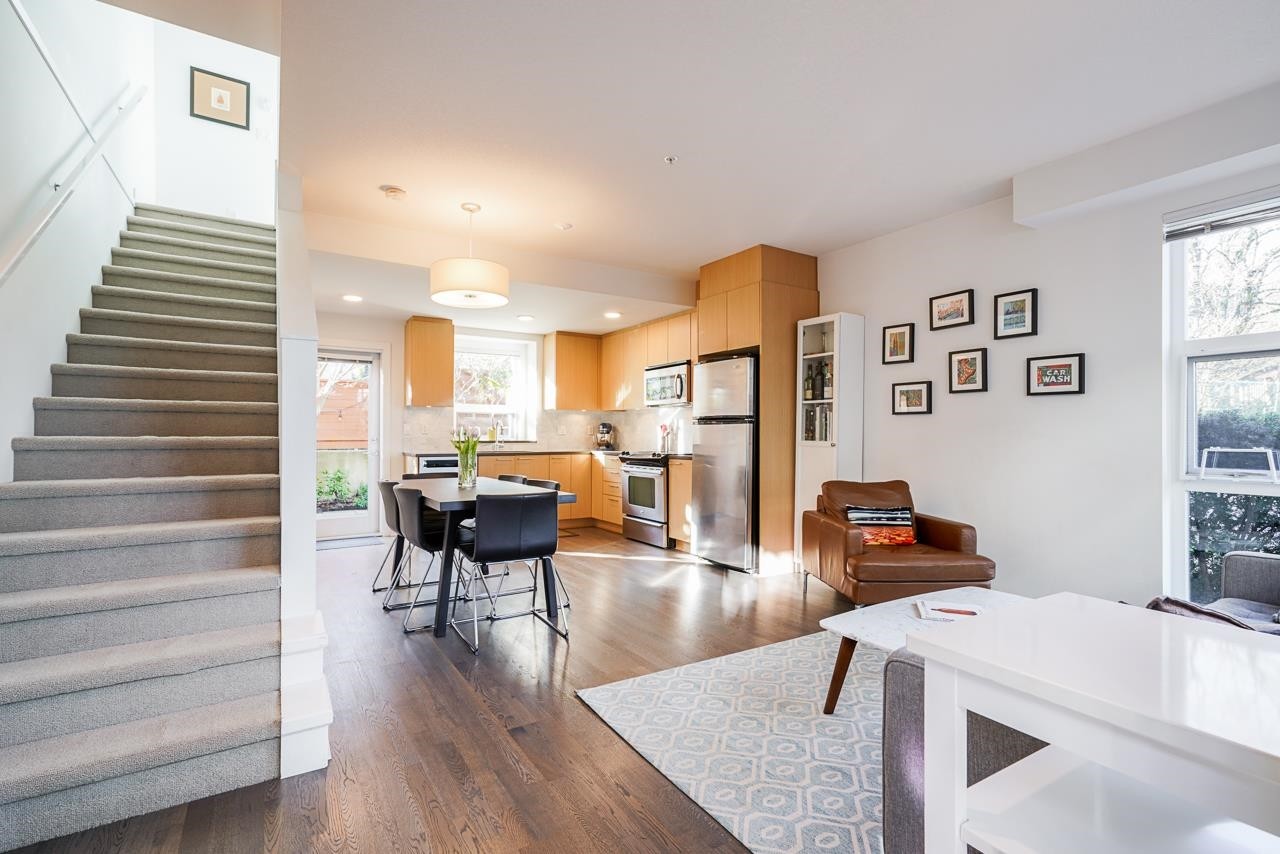 2330 Windsor Street, Vancouver, BC - Indoor