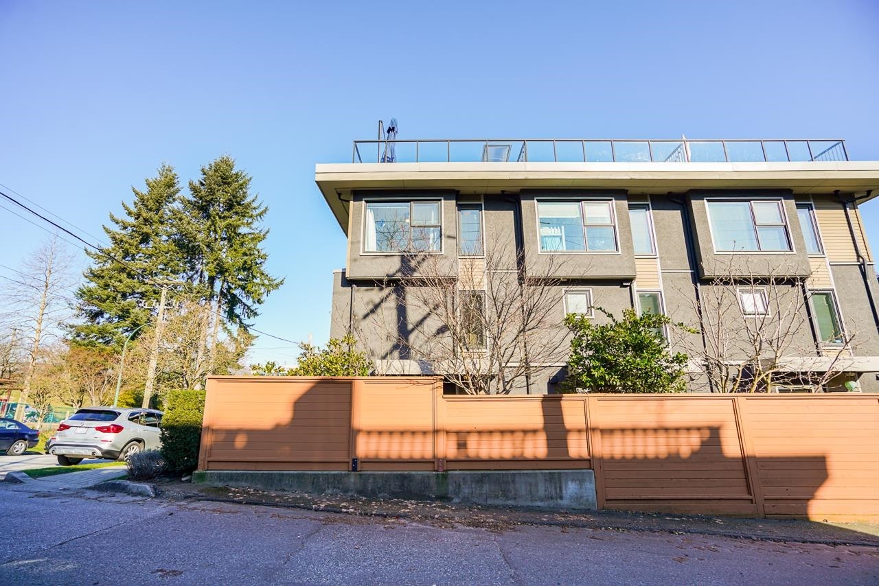 2330 Windsor Street, Vancouver, BC - Outdoor
