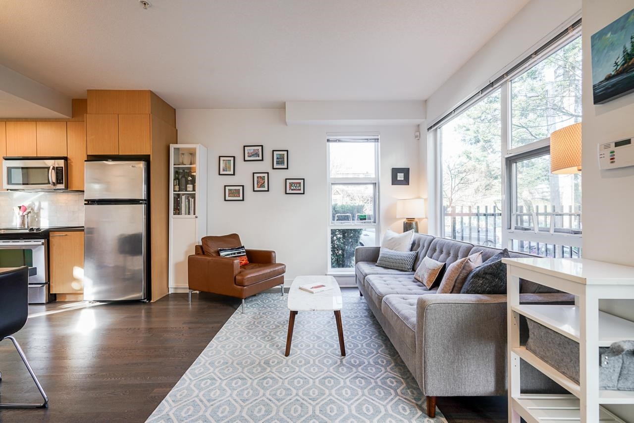 2330 Windsor Street, Vancouver, BC - Indoor