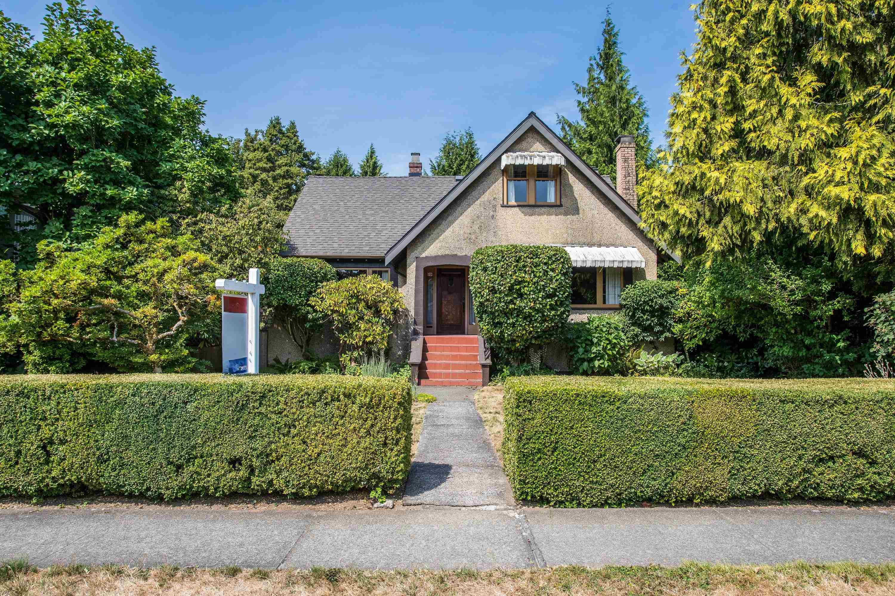 6857 Laburnum Street, Vancouver, BC - Outdoor