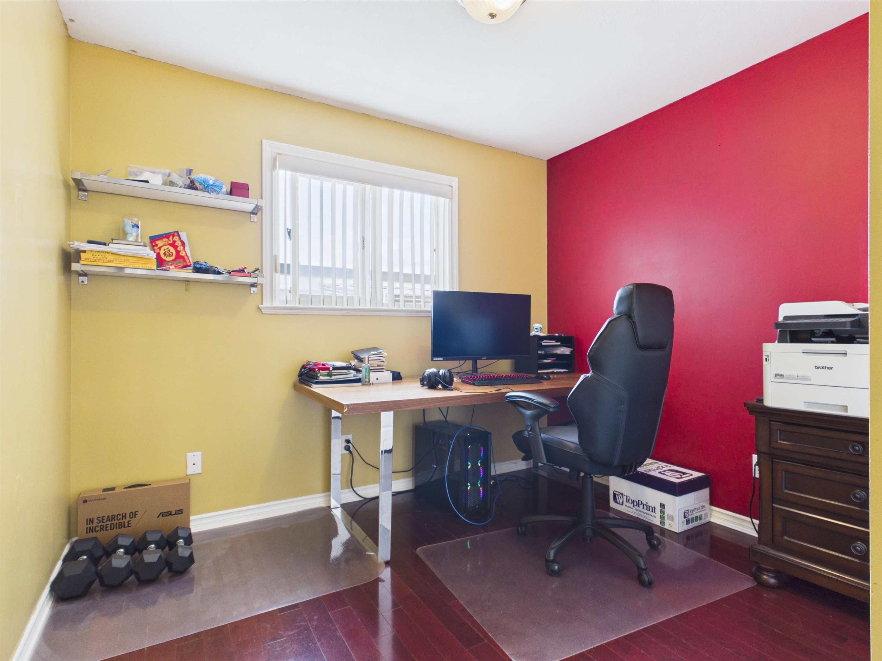 6615 Dufferin Avenue, Burnaby, BC - Indoor Photo Showing Office