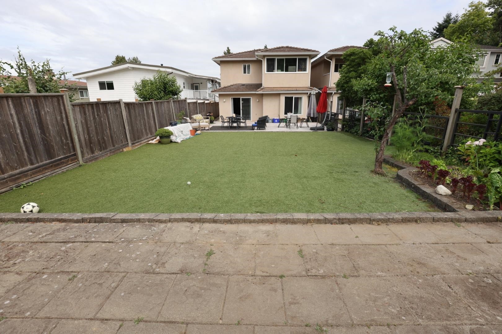6615 Dufferin Avenue, Burnaby, BC - Outdoor With Deck Patio Veranda