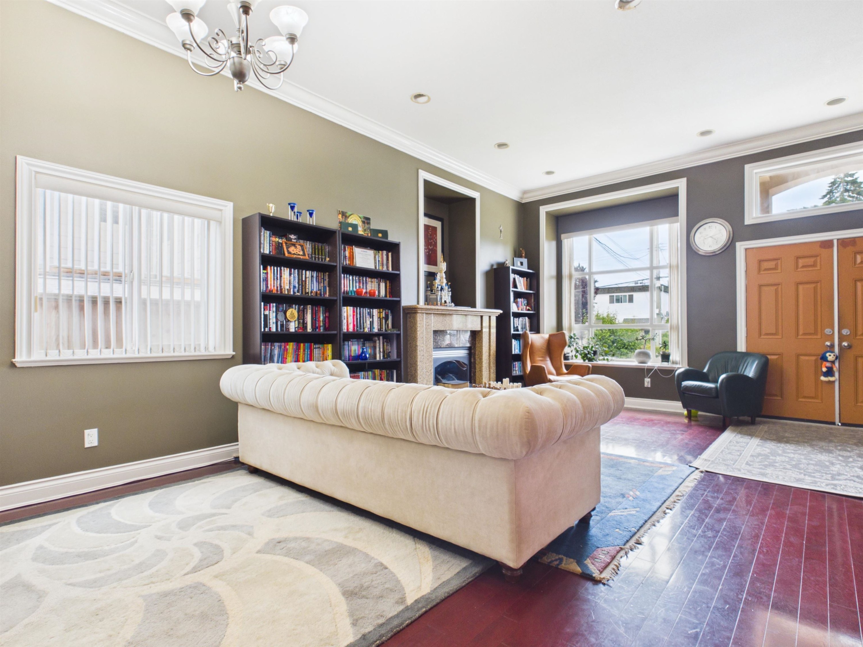 6615 Dufferin Avenue, Burnaby, BC - Indoor