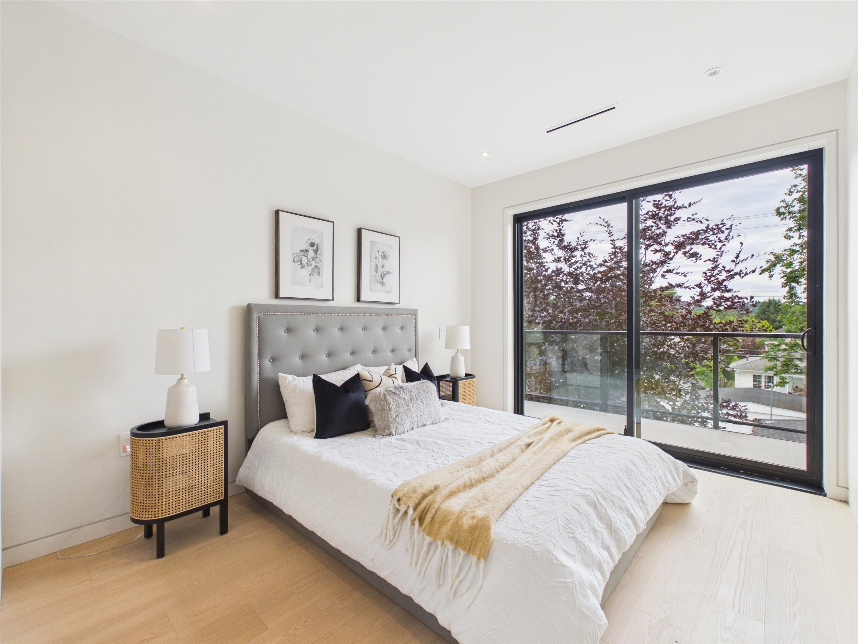 2230 21St Avenue W, Vancouver, BC