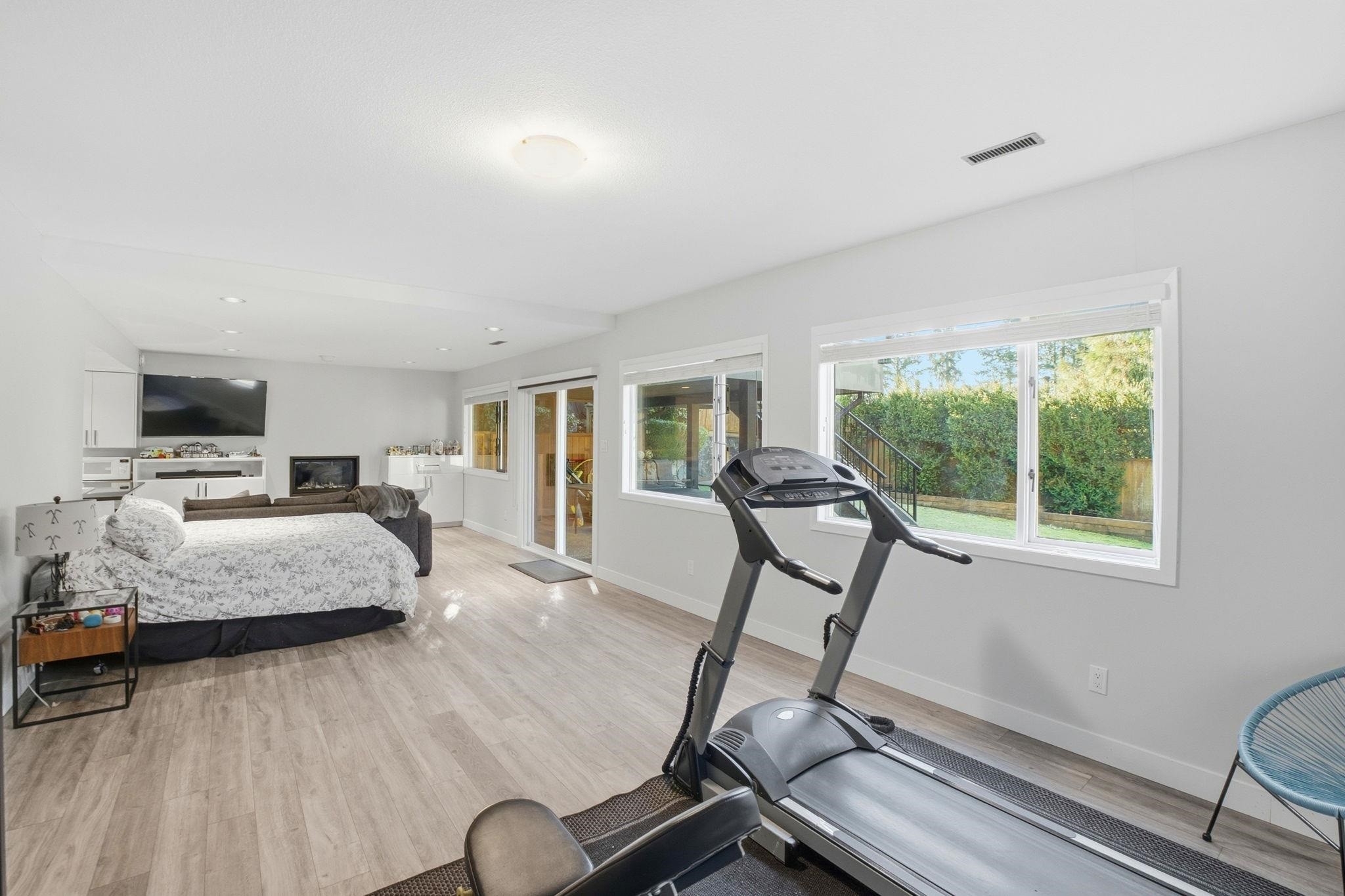 2023 Hill Drive, North Vancouver, BC - Indoor