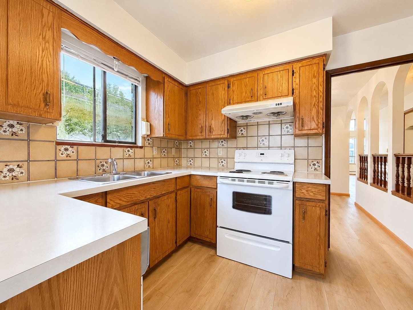 3292 43Rd Avenue E, Vancouver, BC - Indoor Photo Showing Kitchen With Double Sink
