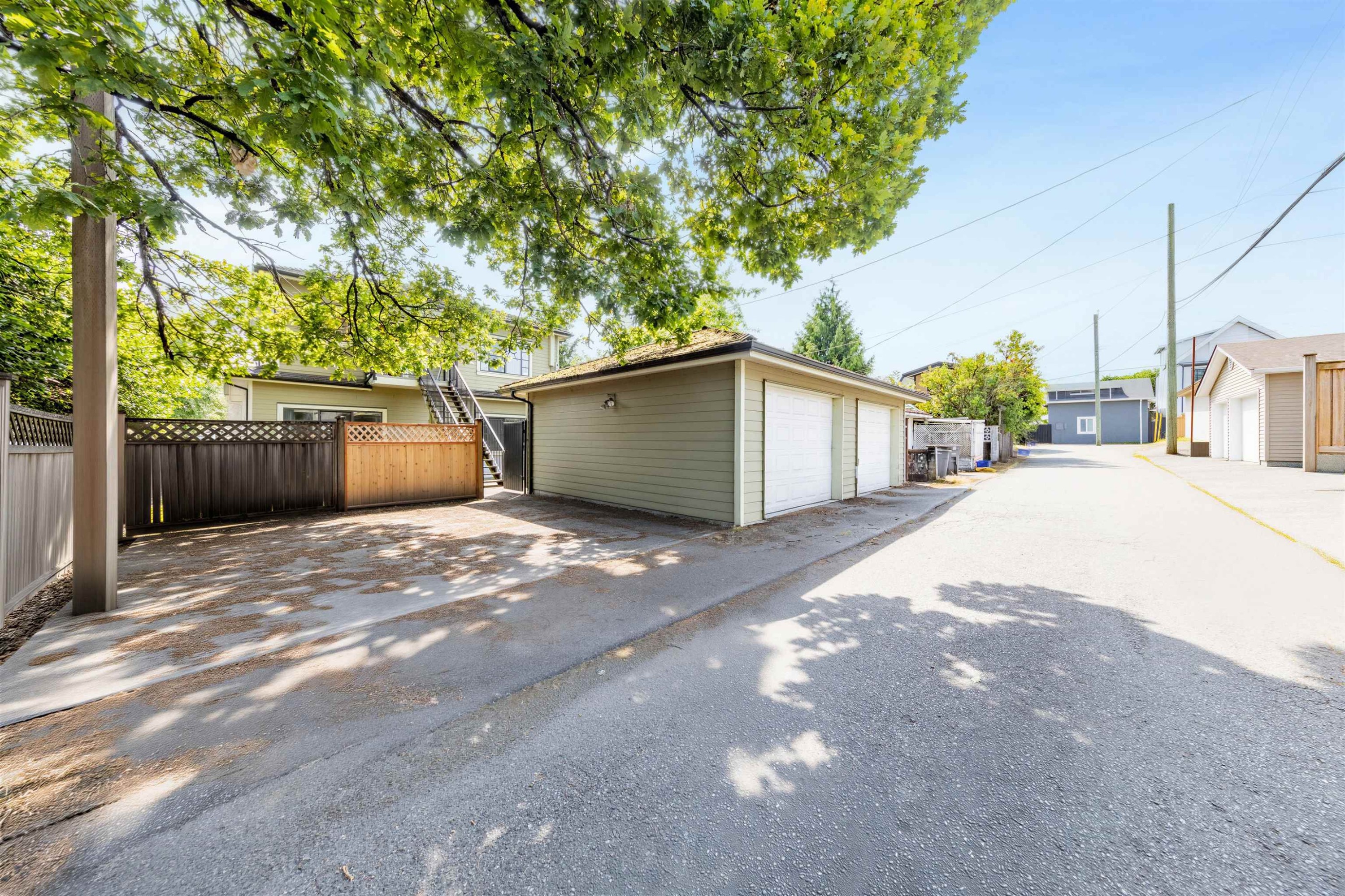 1225 Hazelton Street, Vancouver, BC - Outdoor