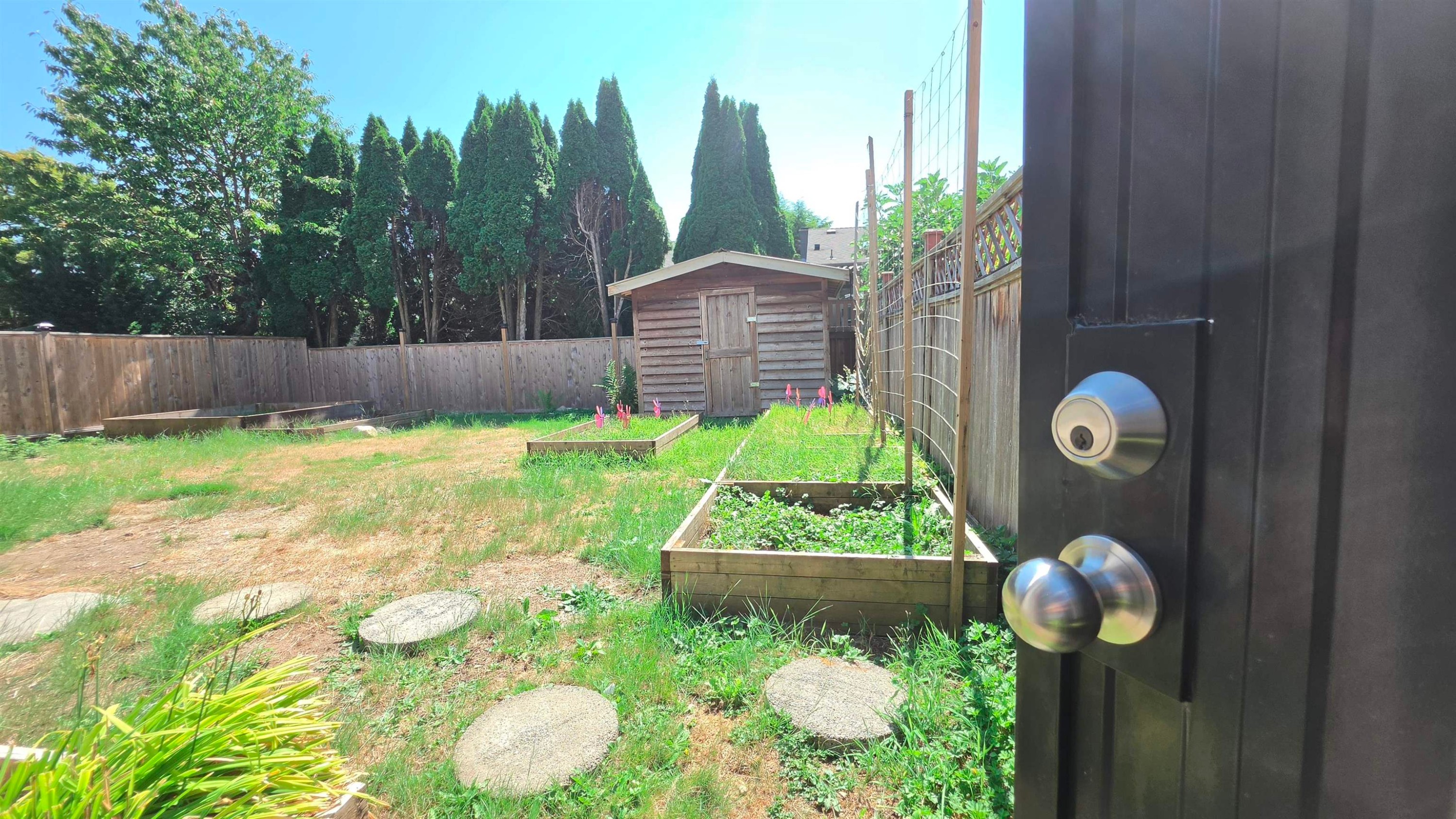 3220 Harwood Avenue, Coquitlam, BC - Outdoor