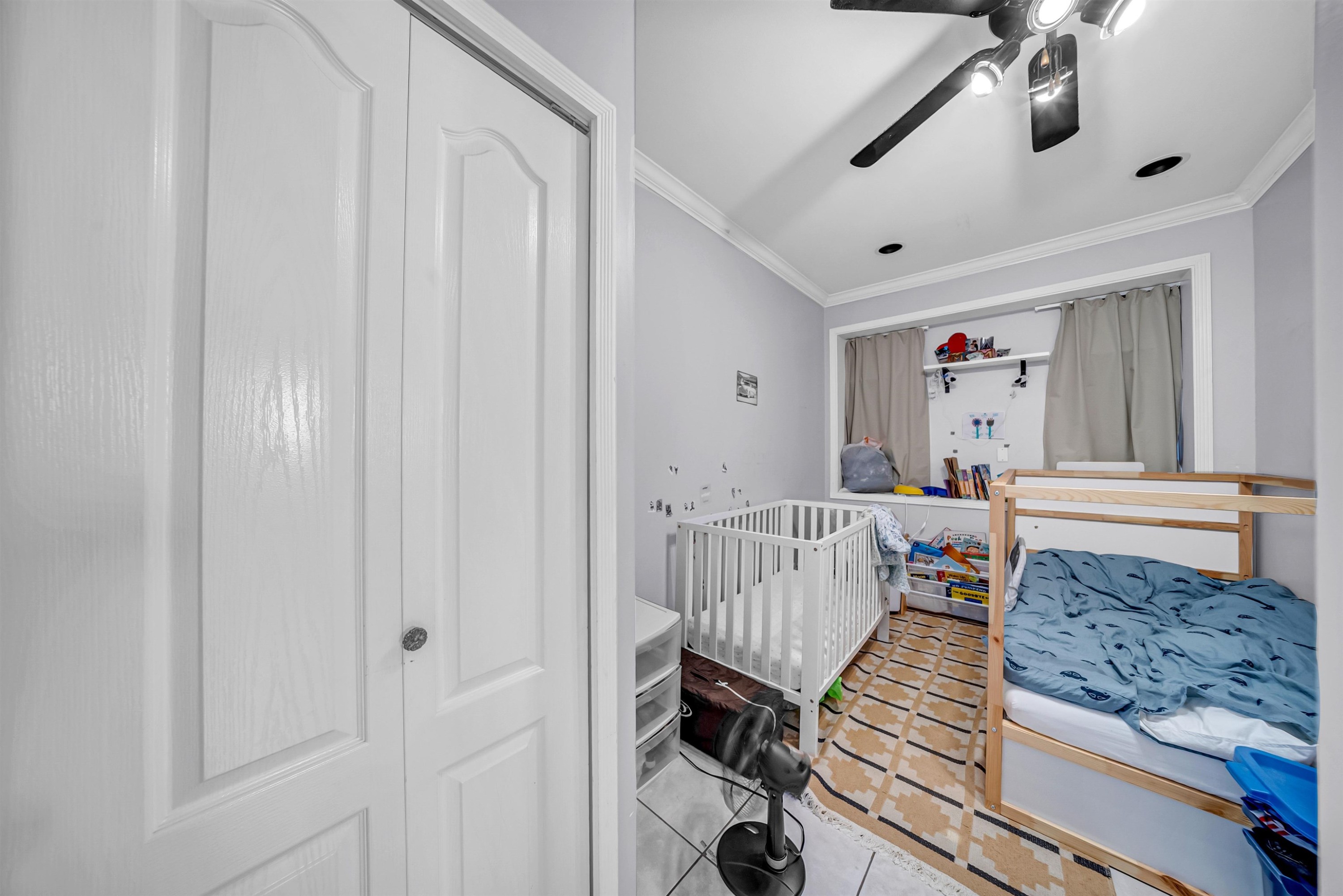 331 61St Avenue E, Vancouver, BC - Indoor