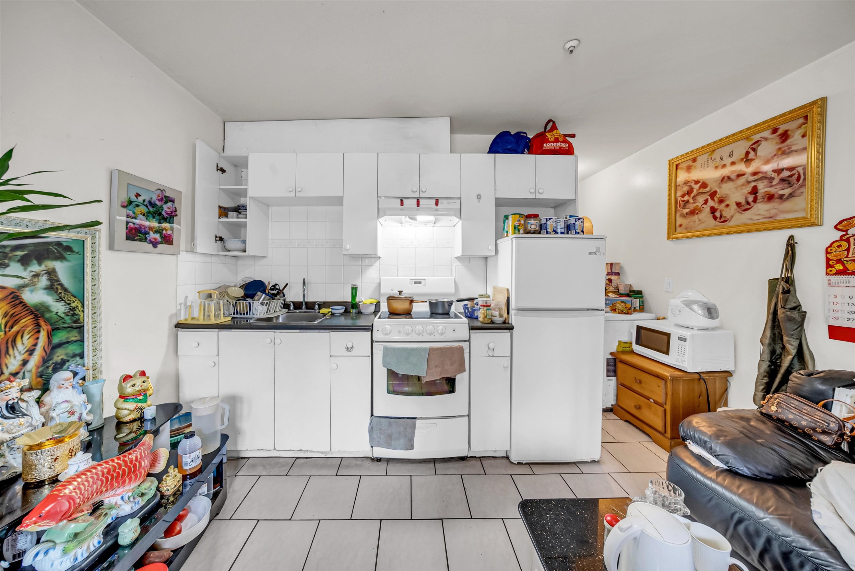 331 61St Avenue E, Vancouver, BC - Indoor Photo Showing Kitchen