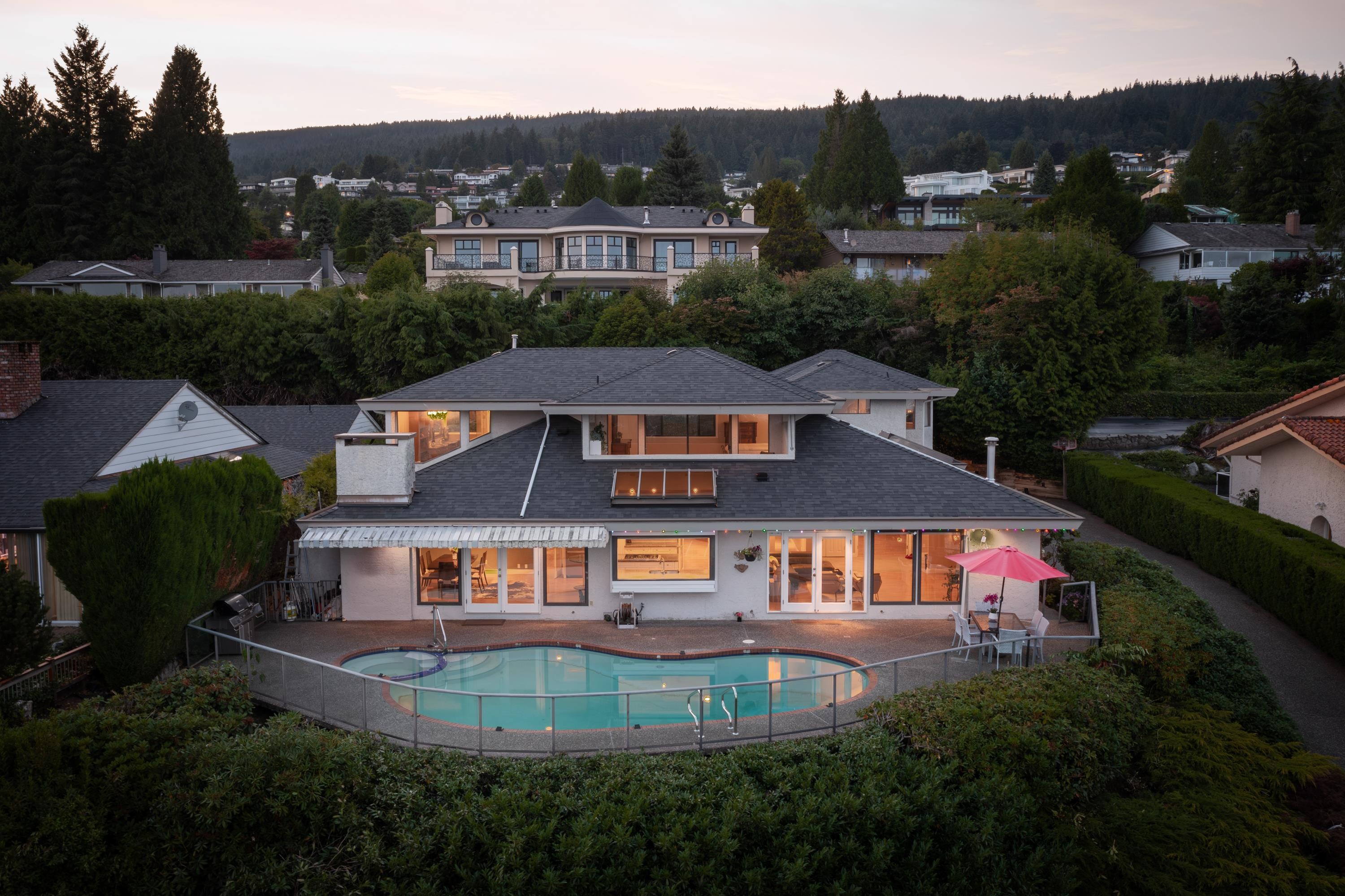 1285 Chartwell Crescent, West Vancouver, BC - Outdoor With In Ground Pool With Deck Patio Veranda