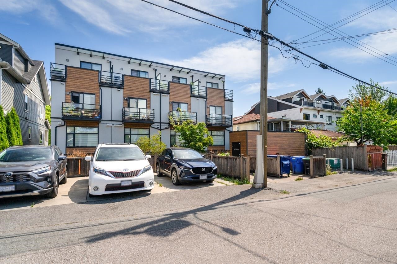 5043 Chambers Street, Vancouver, BC - Outdoor