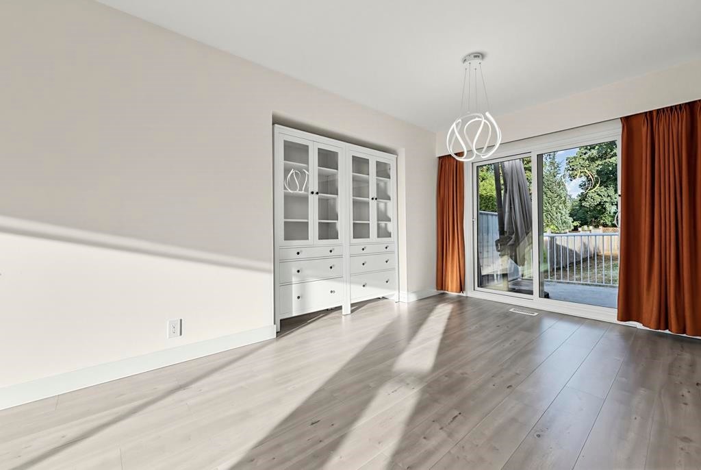 4936 Barker Crescent, Burnaby, BC - Indoor Photo Showing Other Room