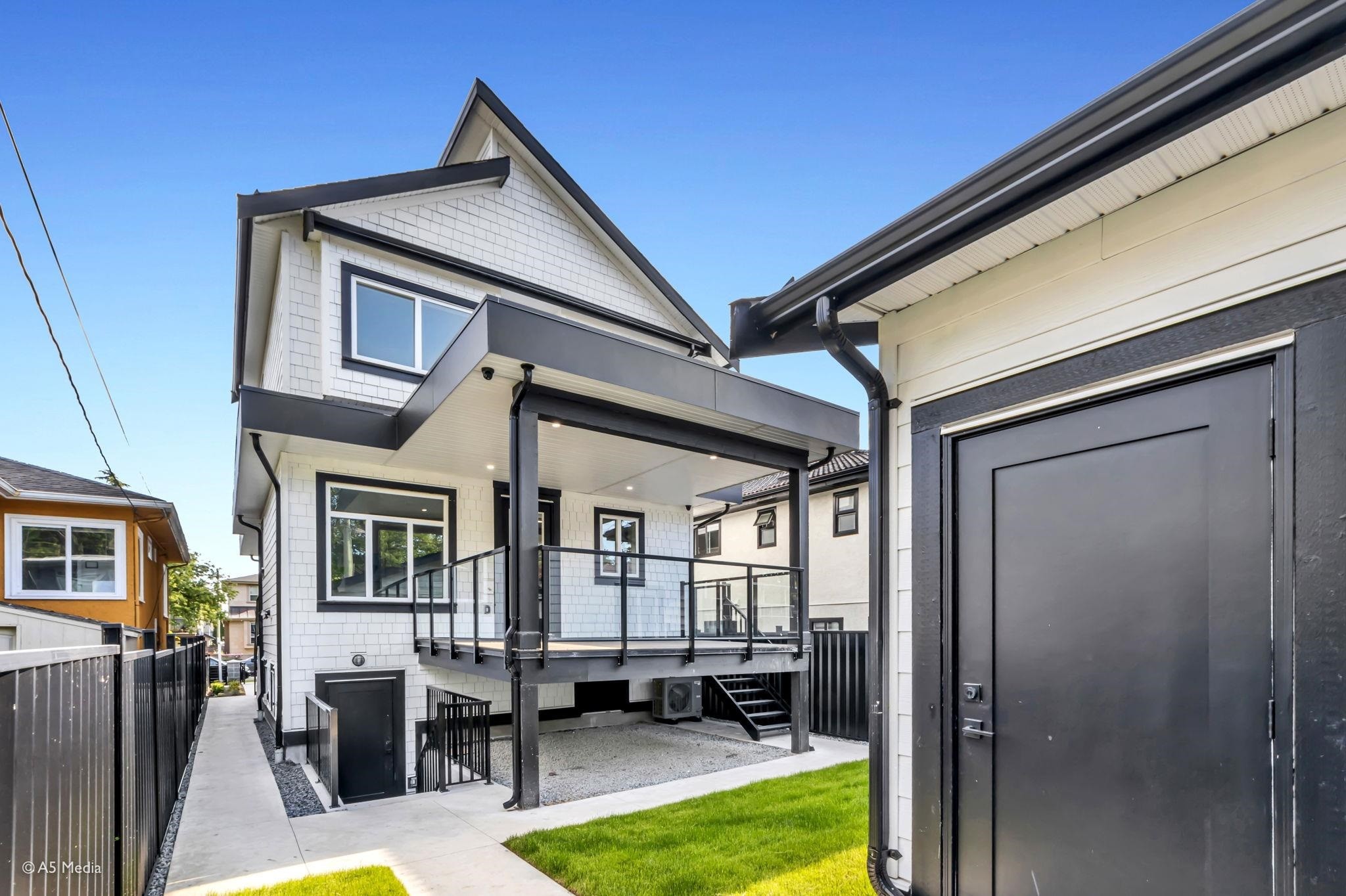 1-281 48Th Avenue E, Vancouver, BC - Outdoor