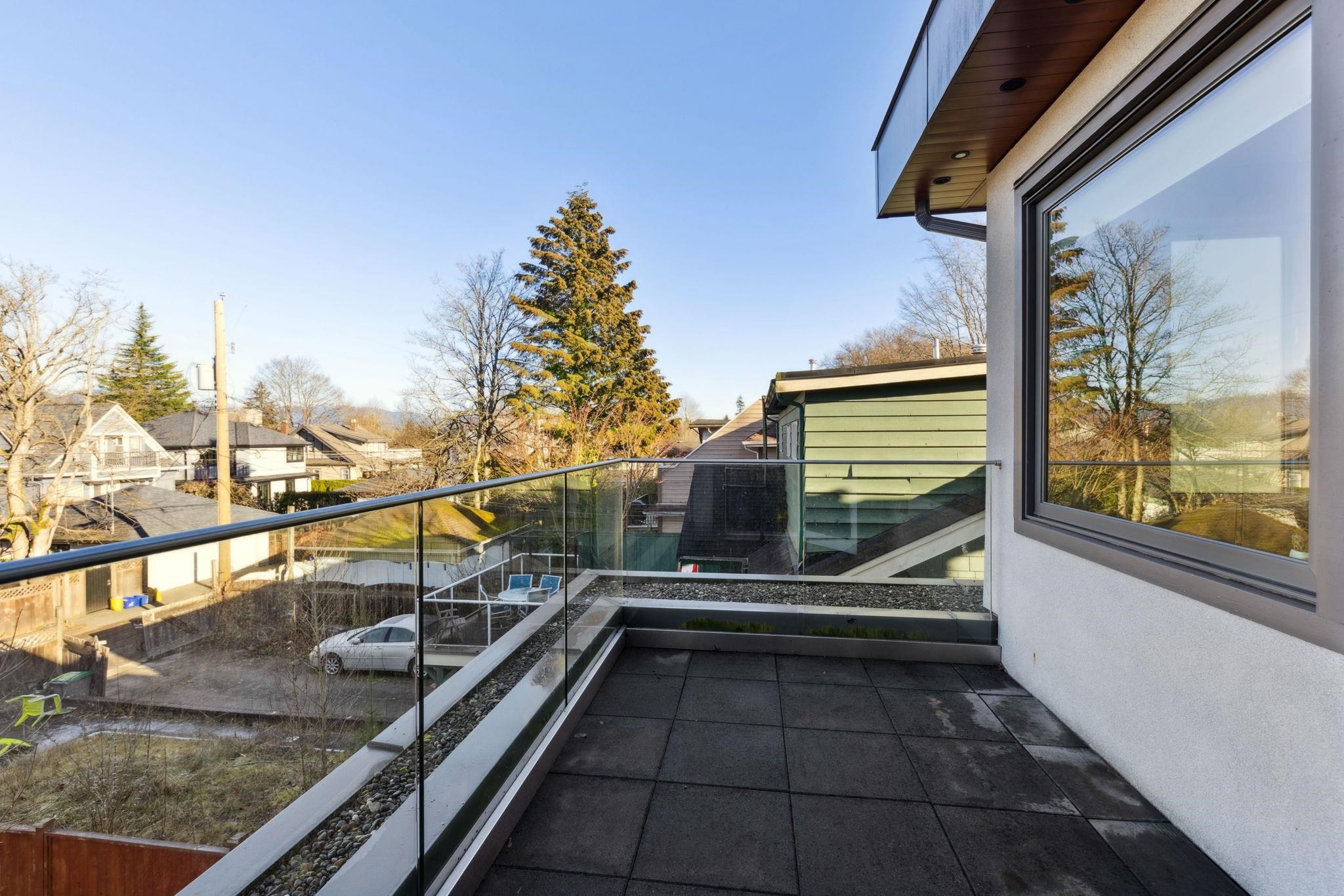 4437 13Th Avenue W, Vancouver, BC - Outdoor With Exterior