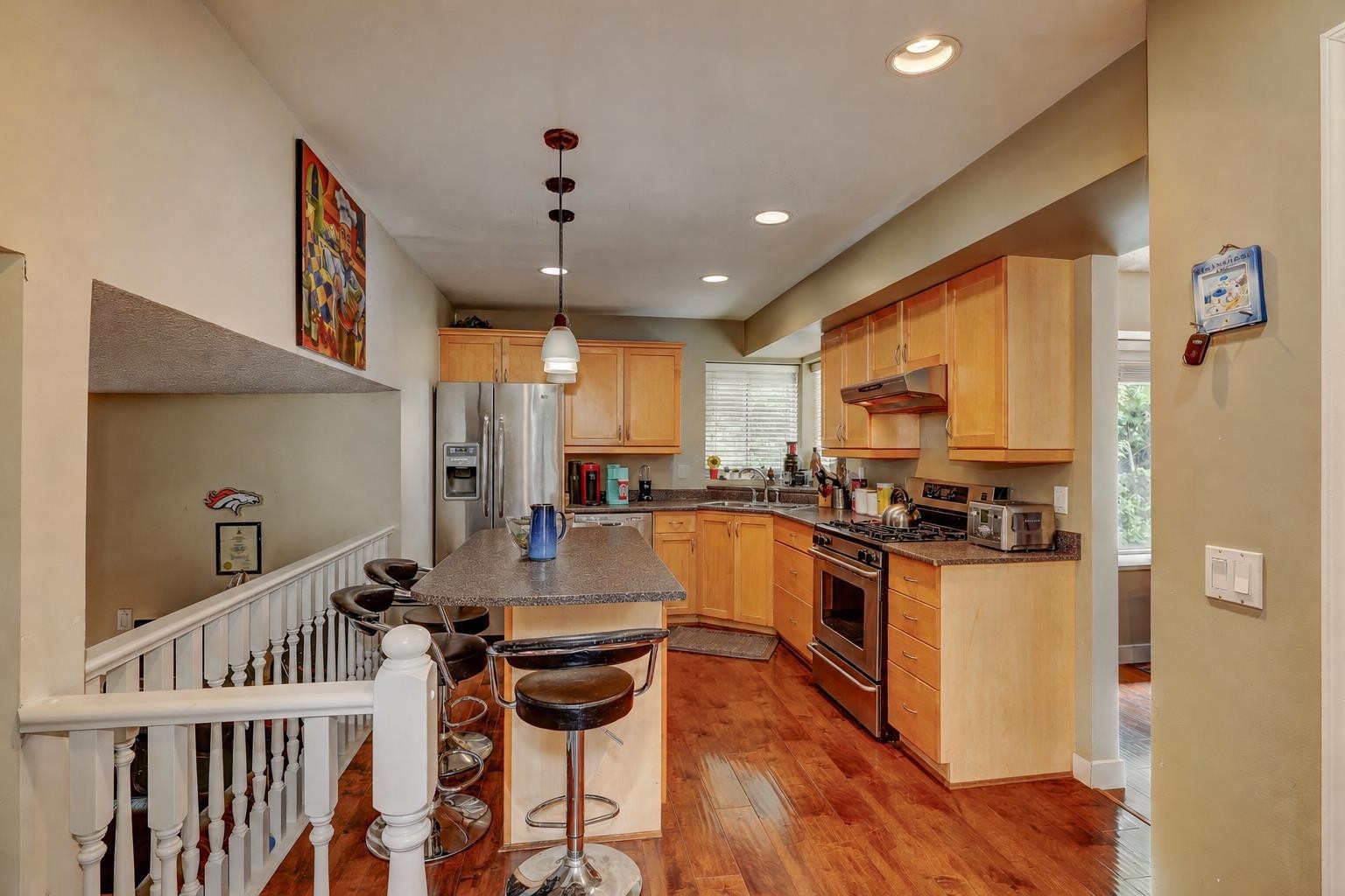2986 Albion Drive, Coquitlam, BC - Indoor Photo Showing Kitchen