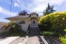 4674 4Th Avenue W, Vancouver, BC  - Outdoor 