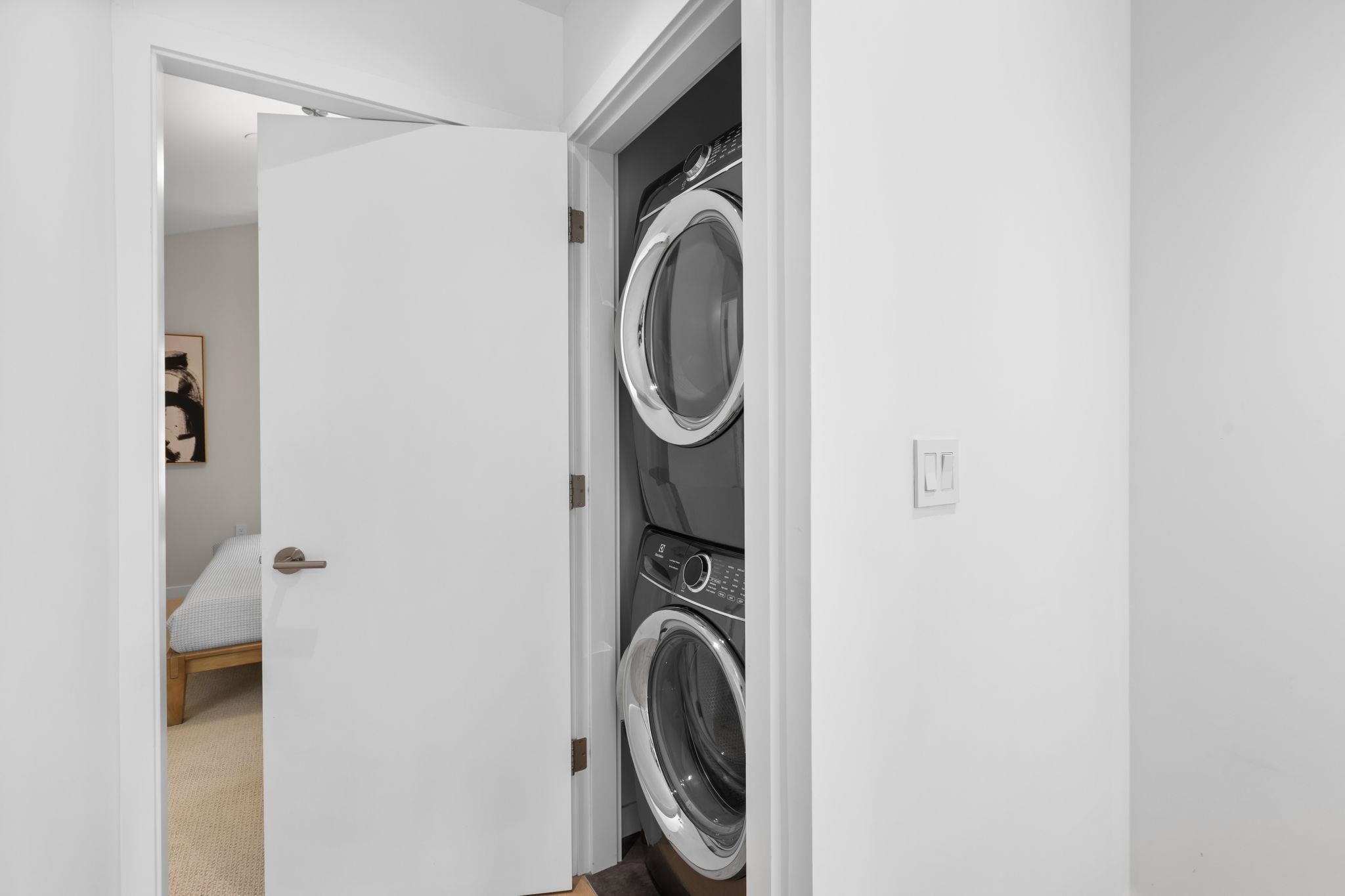 2518 3Rd Avenue W, Vancouver, BC