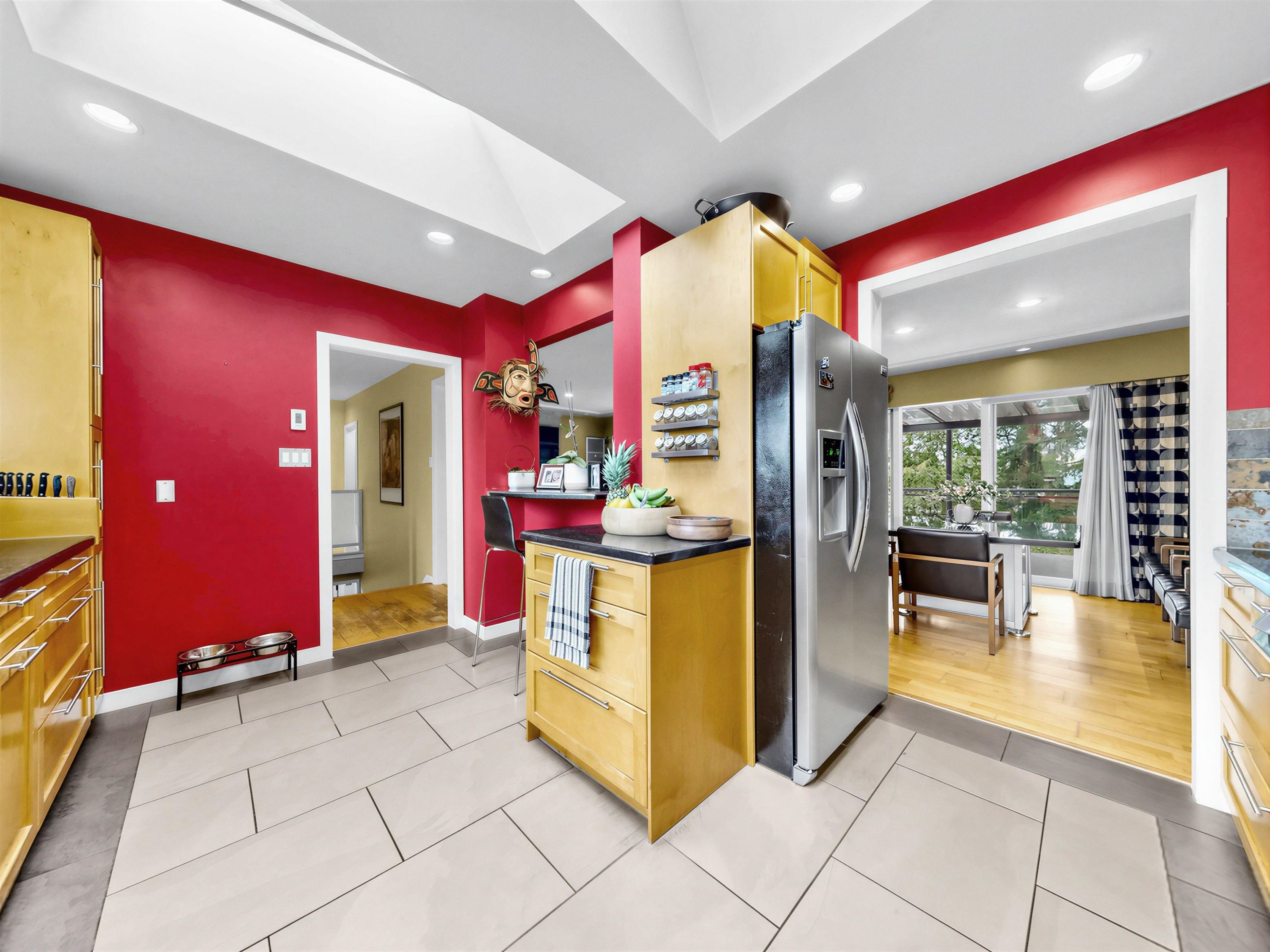 712 Shaw Avenue, Coquitlam, BC - Indoor Photo Showing Other Room