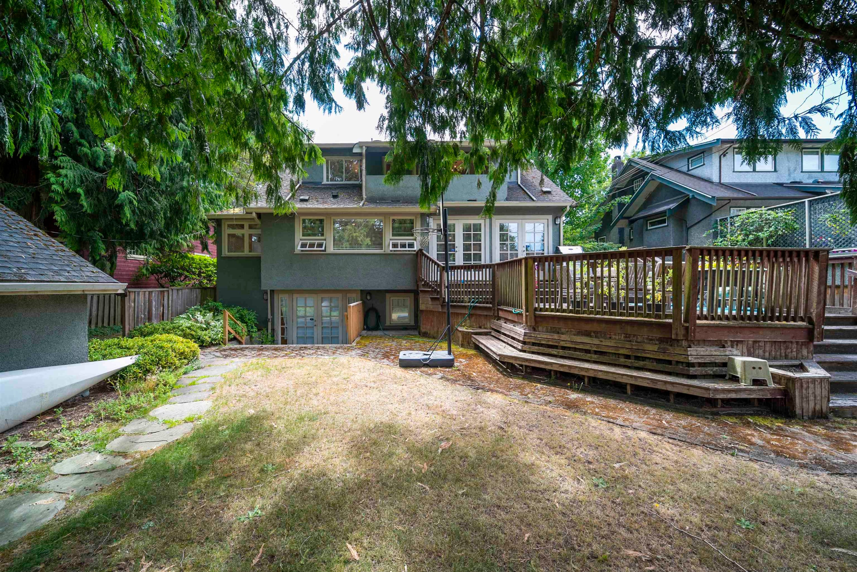 4655 6Th Avenue W, Vancouver, BC - Outdoor With Deck Patio Veranda