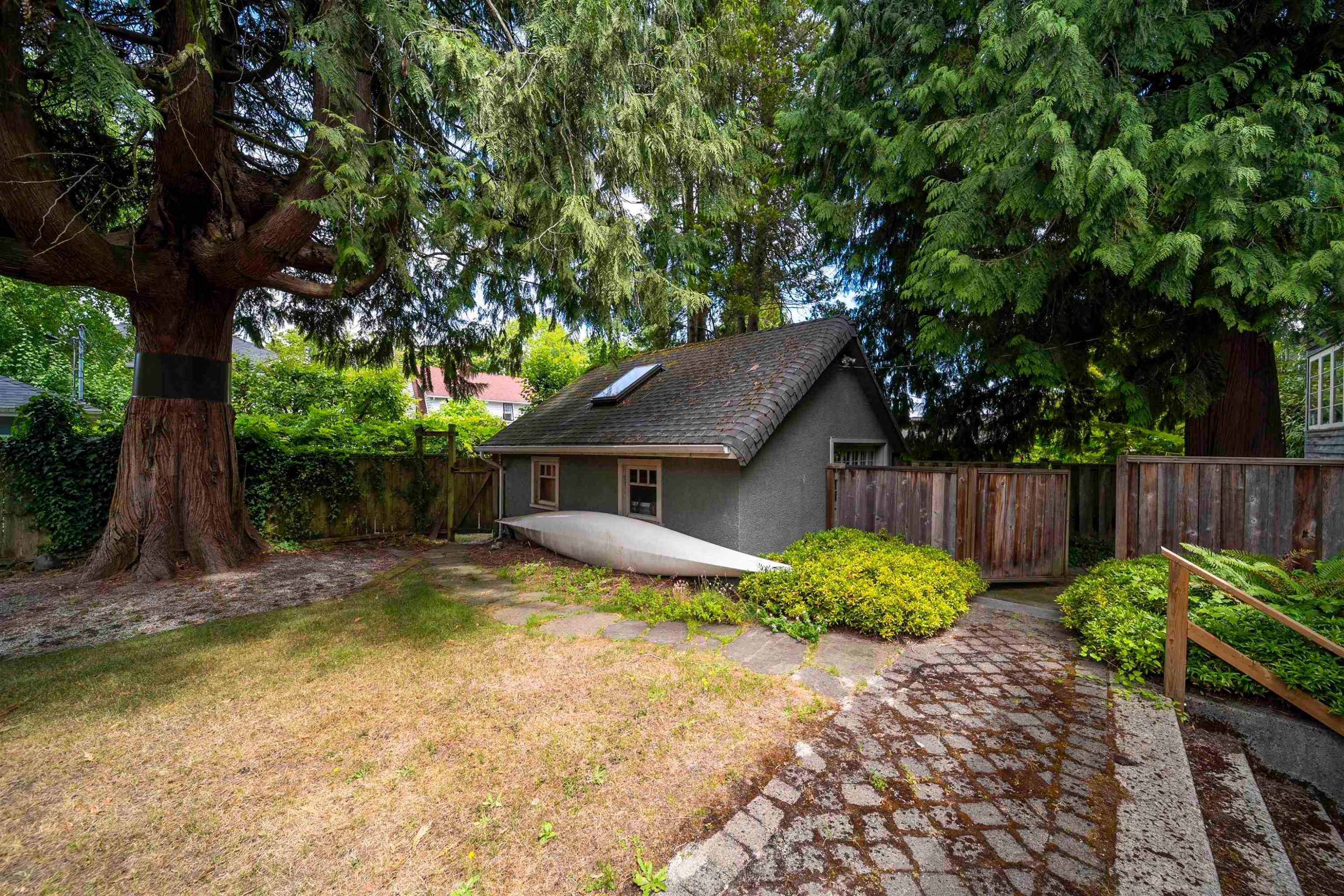 4655 6Th Avenue W, Vancouver, BC - Outdoor