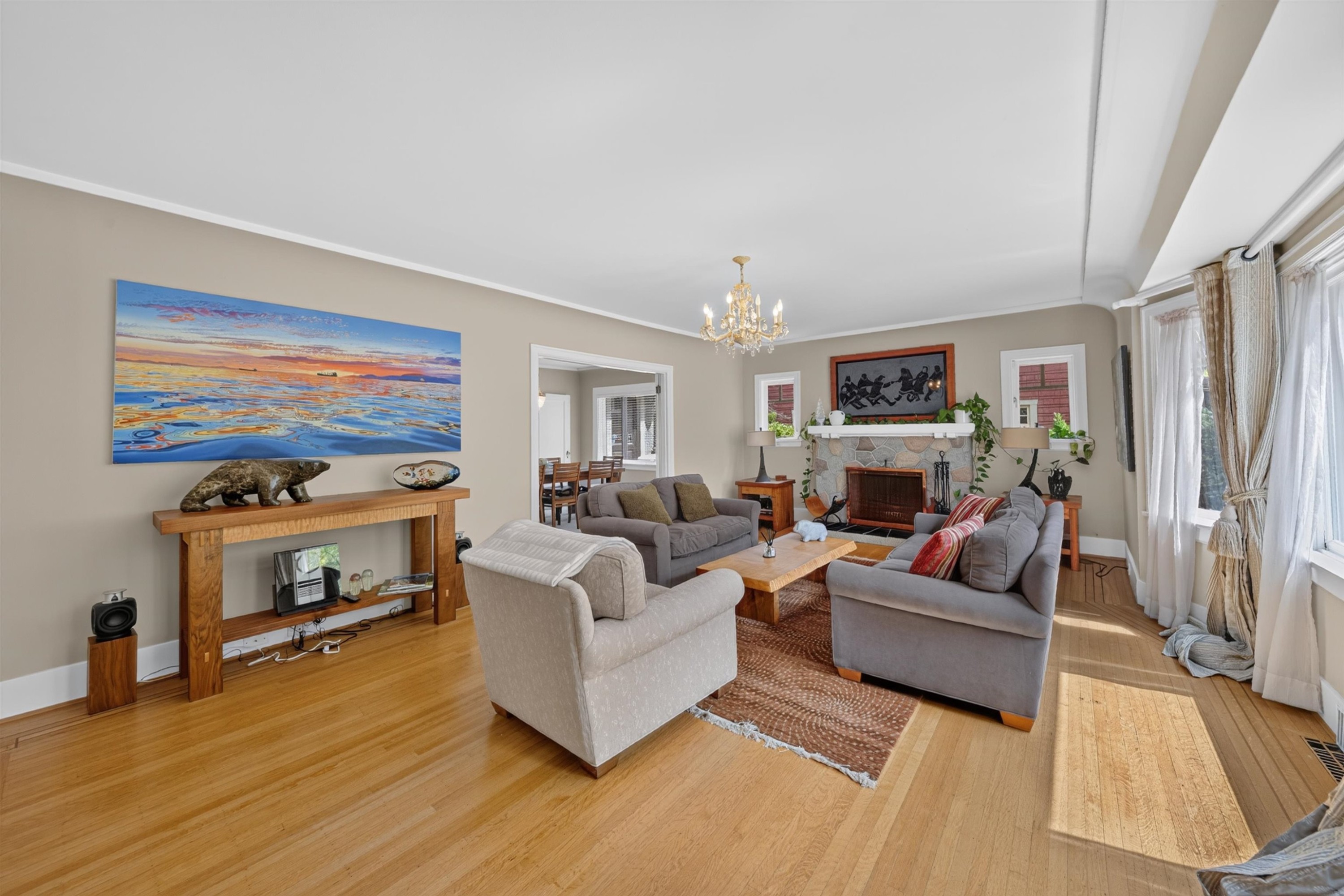 4655 6Th Avenue W, Vancouver, BC - Indoor Photo Showing Living Room