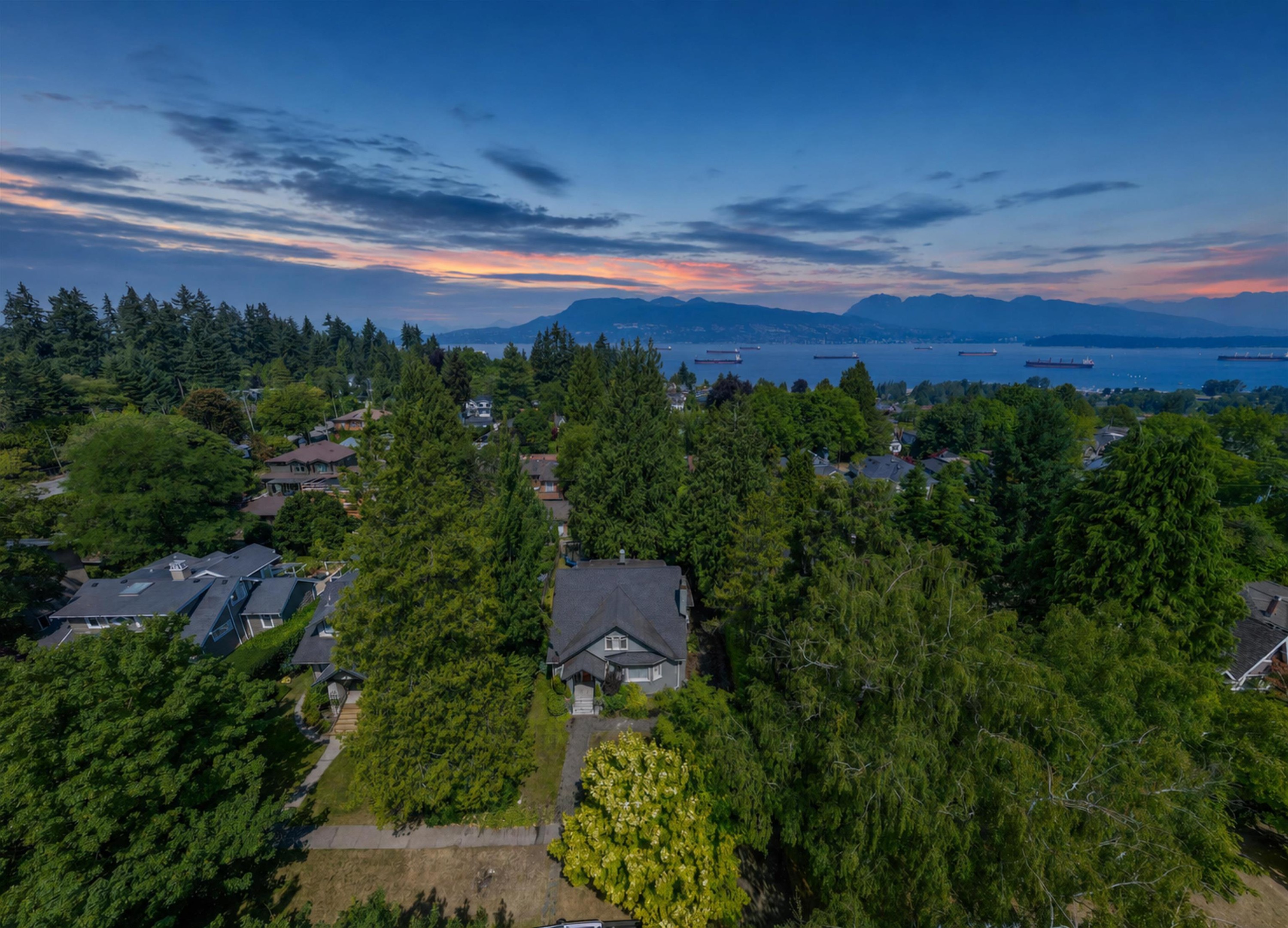 4655 6Th Avenue W, Vancouver, BC - Outdoor With Body Of Water With View