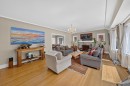 4655 6Th Avenue W, Vancouver, BC  - Indoor Photo Showing Living Room 