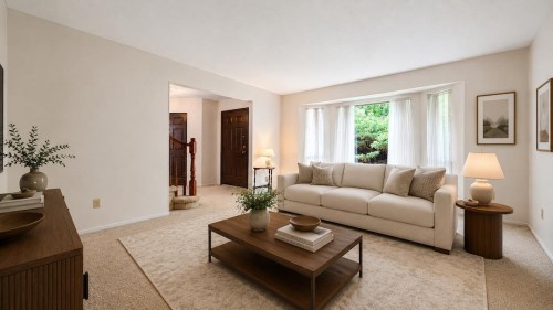 10179 Lawson Drive, Richmond, BC - Indoor Photo Showing Living Room