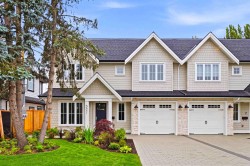 5841 48a Avenue Ladner, BC V4K 1Y5