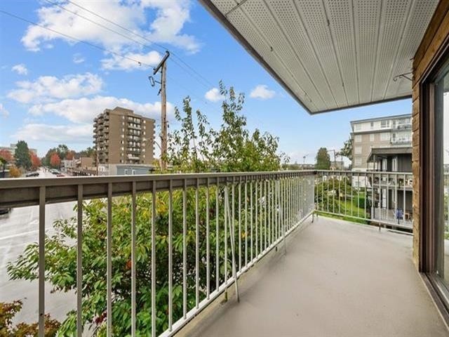 301-11957 223 Street, Maple Ridge, BC - Outdoor With Balcony With Exterior