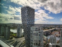3x02-899 Pacific Street Vancouver, BC V6Z 1C3