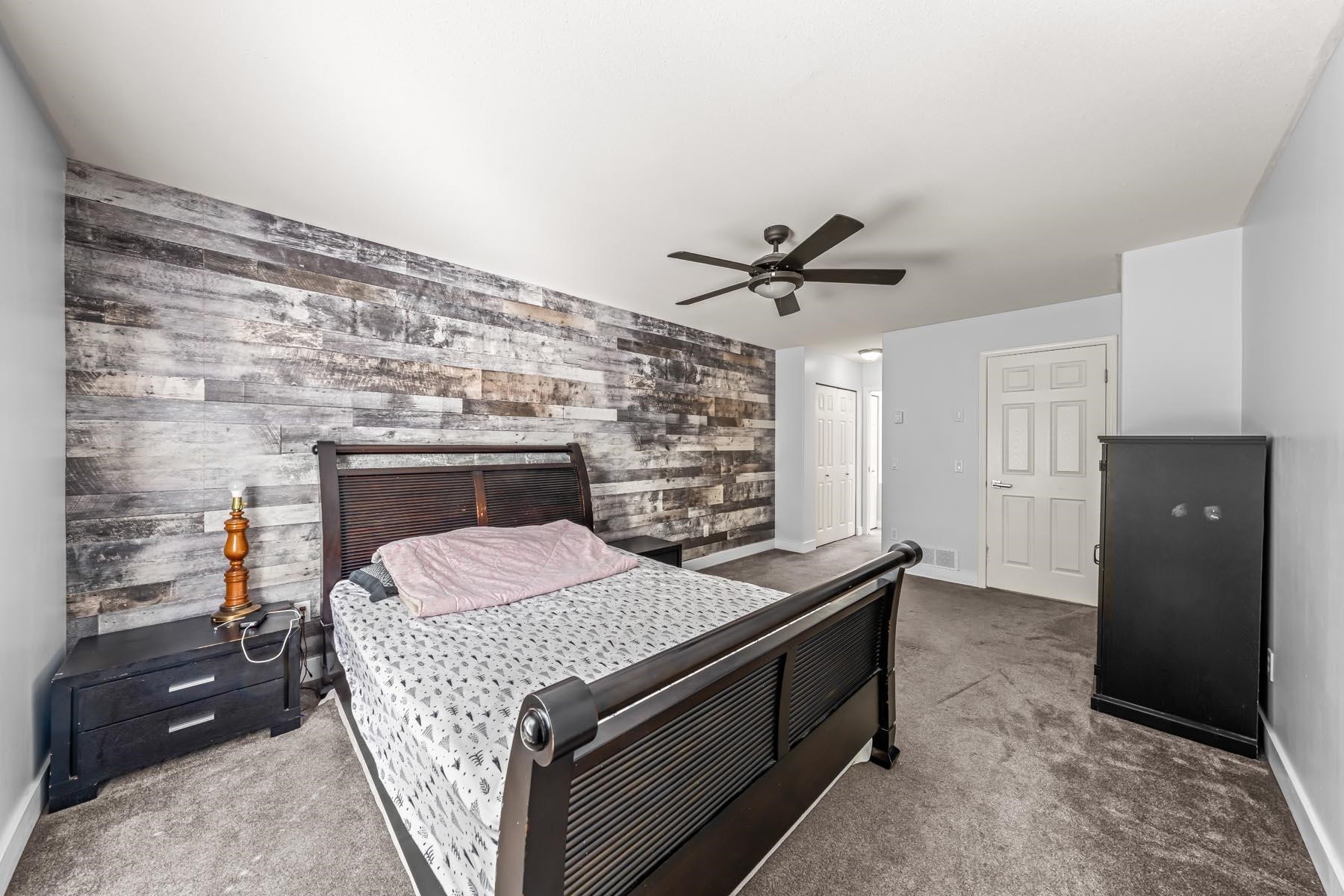 1-11495 Cottonwood Drive, Maple Ridge, BC - Indoor Photo Showing Bedroom