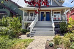 1754 Graveley Street Vancouver, BC V5L 3B1