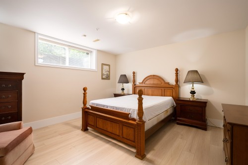 2087 18Th Avenue W, Vancouver, BC - Indoor Photo Showing Bedroom