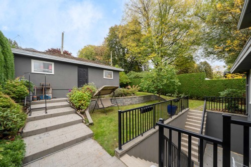 2087 18Th Avenue W, Vancouver, BC - Outdoor With Exterior