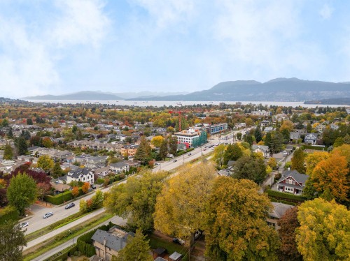 2087 18Th Avenue W, Vancouver, BC - Outdoor With View