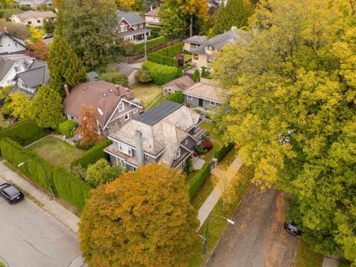 2087 18Th Avenue W, Vancouver, BC - Outdoor With View