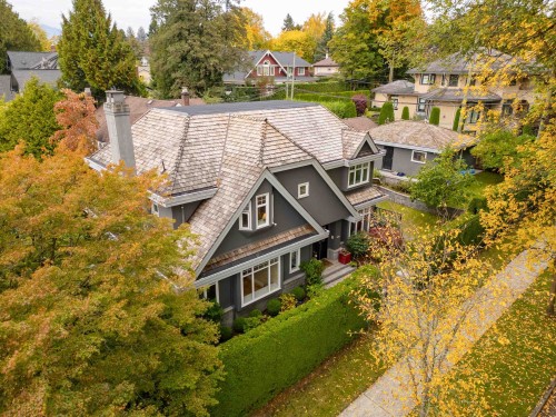2087 18Th Avenue W, Vancouver, BC - Outdoor