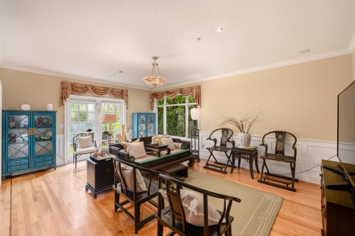 2087 18Th Avenue W, Vancouver, BC - Indoor